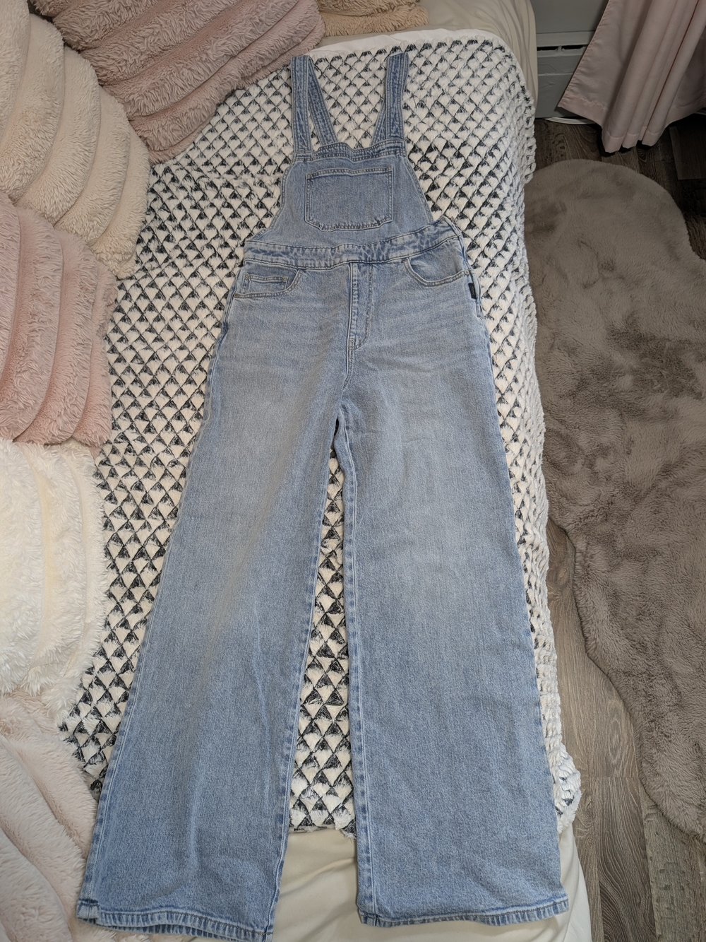Silver Jeans Light Wash Denim Wide-Leg Overalls
